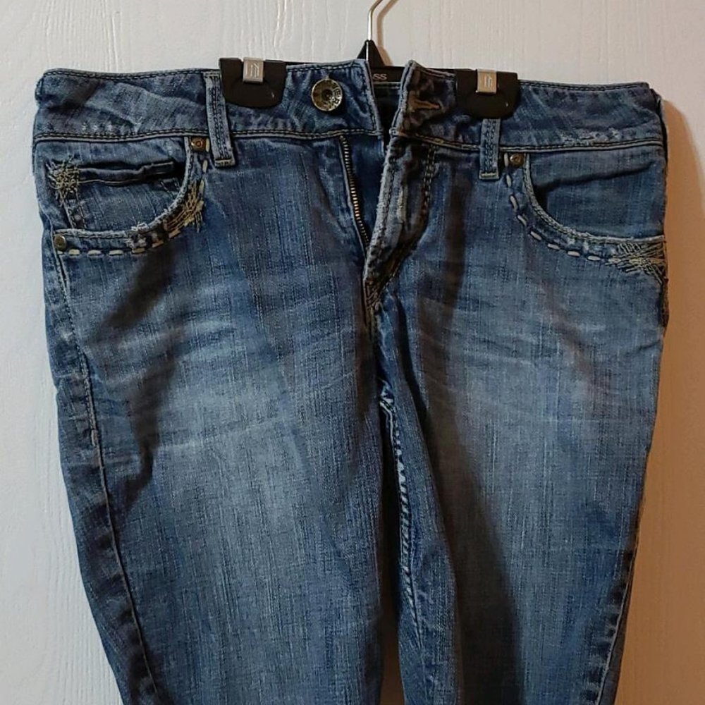 Silver Jeans Julia Short Cut Offs, Size W30/L54